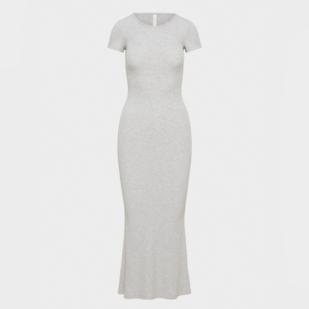 Aritiza Luxe Lounge Disposition Dress Core Collection 2XS- Heather Chrome